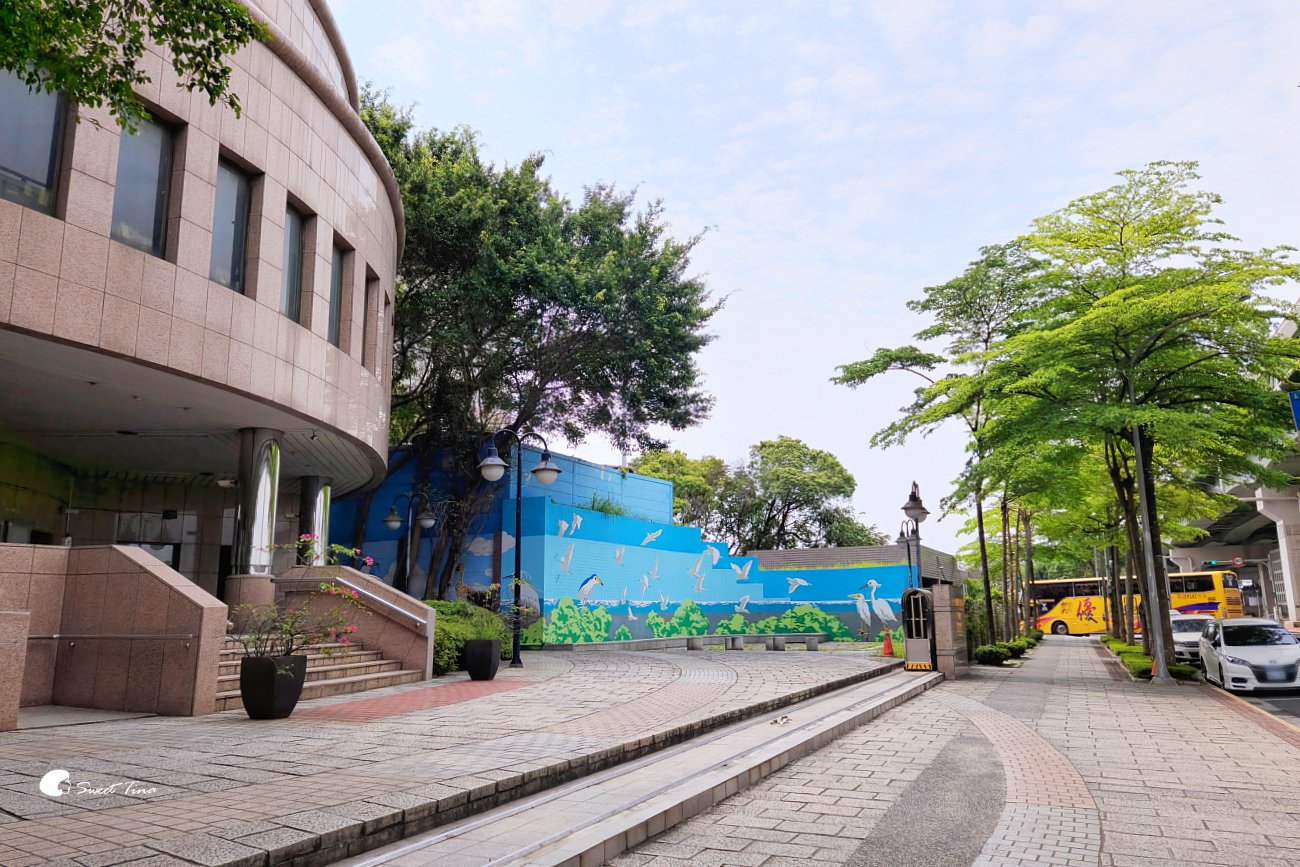 北投焚化爐觀景台｜台北免費景點，360度高空俯瞰台北夜景與城市美景