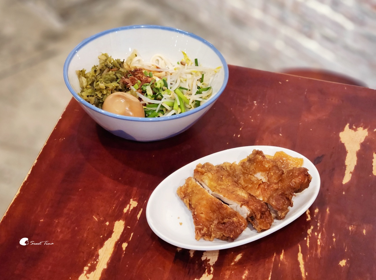 厚道飲食店香酥雞腿乾麵