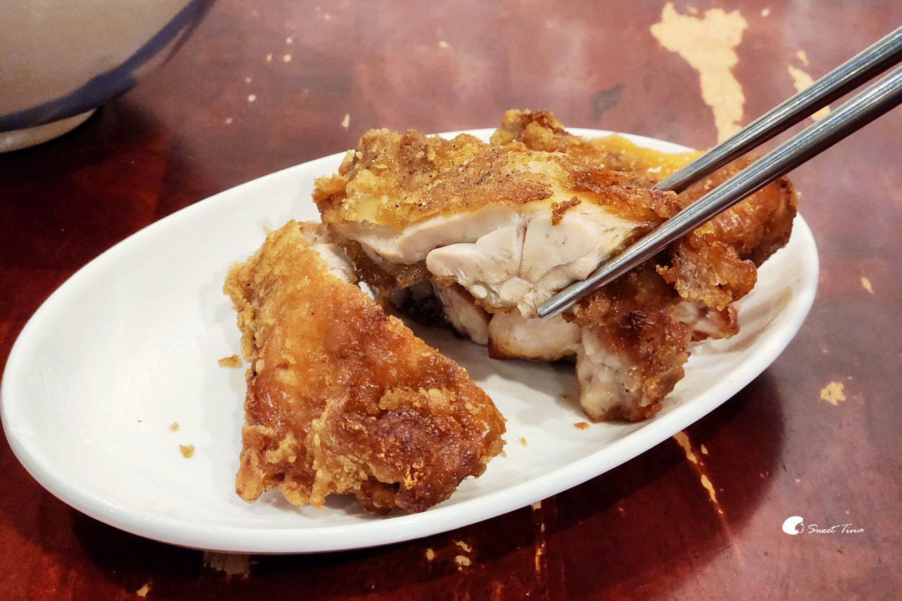 厚道飲食店外酥內嫩炸雞腿