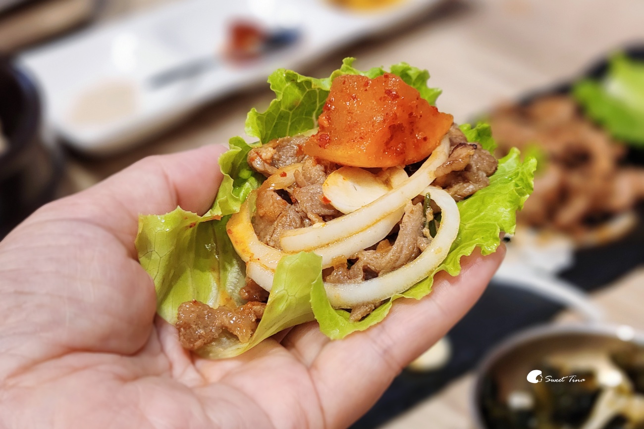 梨谷韓式鐵板炭火烤肉｜信義區韓式料理推薦，小菜無限續超滿足！