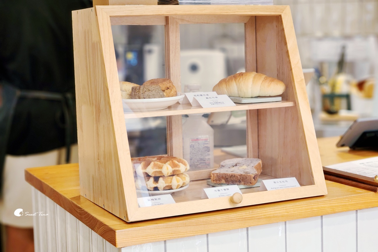 KuruKuru Laundry & Coffee|後山埤站咖啡廳,自助洗衣與咖啡甜點複合空間 KuruKuru Laundry & Coffee|後山埤站咖啡廳,自助洗衣與咖啡甜點複合空間