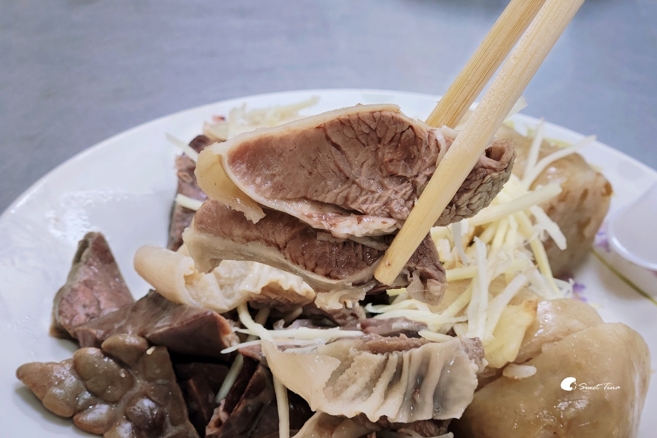 基隆孝三大腸圈|超人氣大腸圈,基隆車站附近小吃推薦 基隆孝三大腸圈|超人氣大腸圈,基隆車站附近小吃推薦