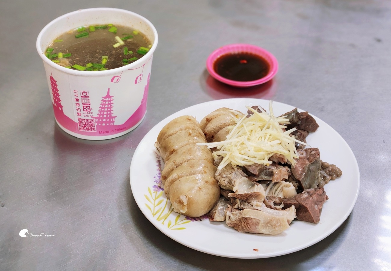 基隆孝三大腸圈|超人氣大腸圈,基隆車站附近小吃推薦 基隆孝三大腸圈|超人氣大腸圈,基隆車站附近小吃推薦