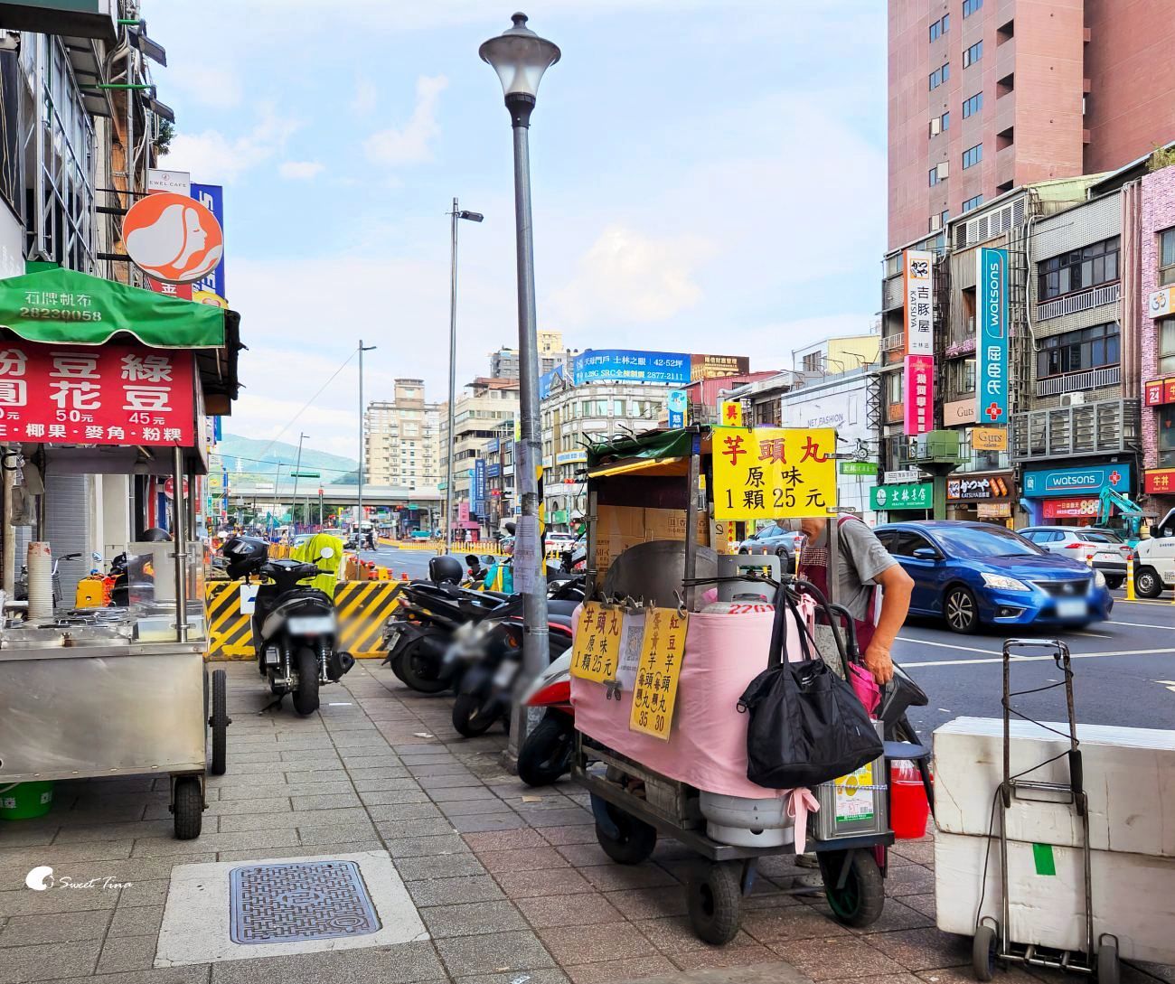 阿信伯芋頭丸｜士林華榮市場爆餡炸芋丸，古早味銅板小吃推薦