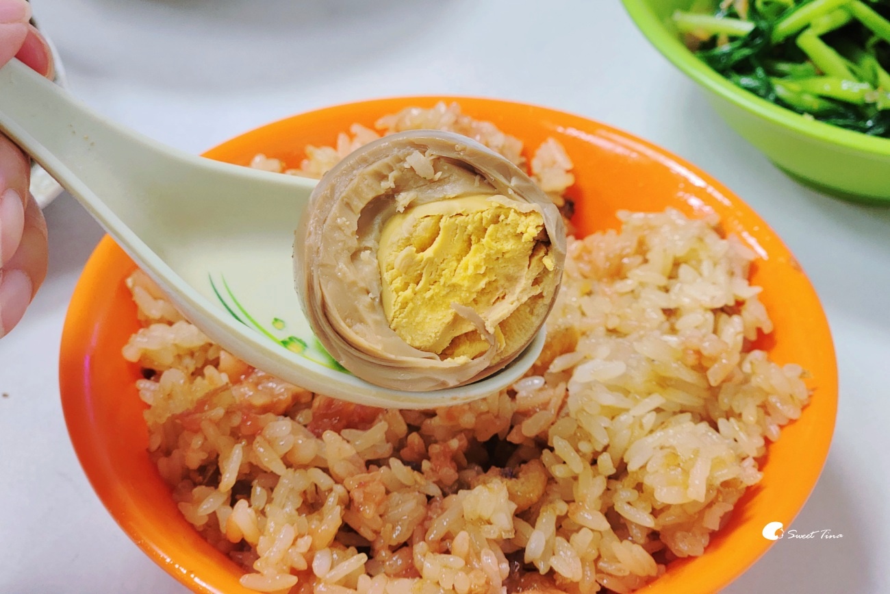阿毅油飯|社子早午餐推薦,平價又美味的油飯 阿毅油飯|社子早午餐推薦,平價又美味的油飯
