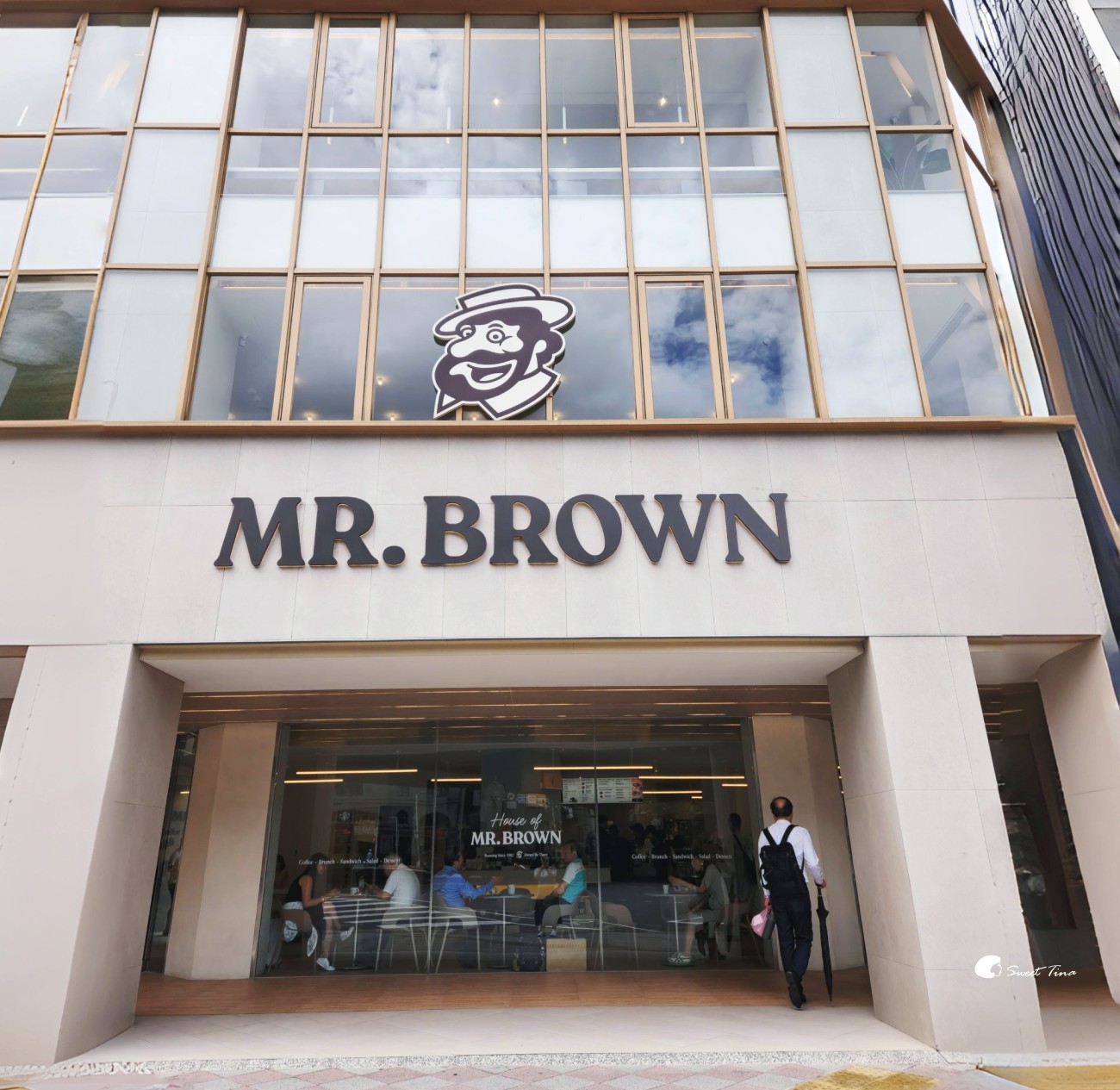 伯朗咖啡南京概念店｜松江南京站咖啡廳推薦，質感早午餐，有插座適合工作