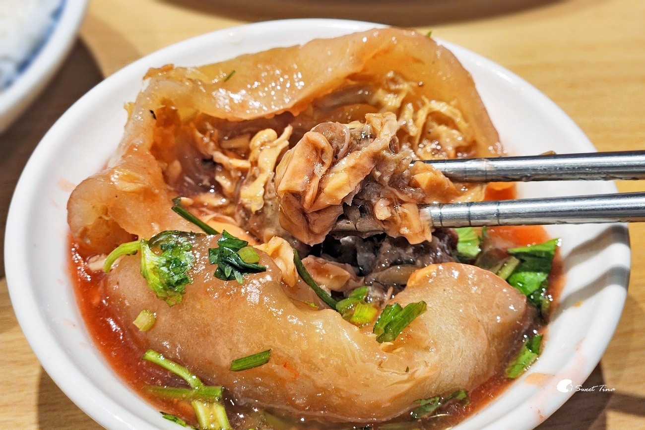 川業肉圓|萬華百年老字號小吃,現炸與清蒸肉圓 川業肉圓|萬華百年老字號小吃,現炸與清蒸肉圓