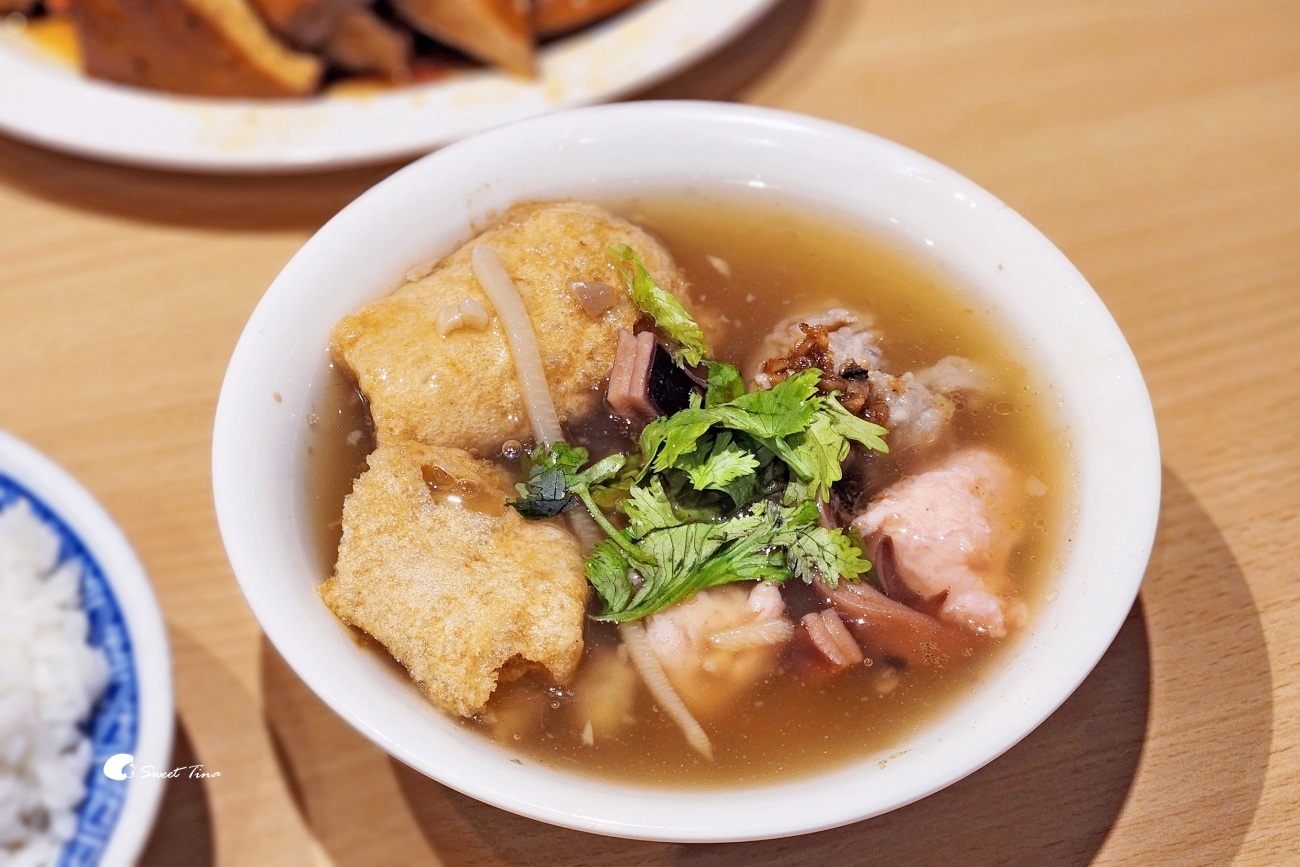 川業肉圓|萬華百年老字號小吃,現炸與清蒸肉圓 川業肉圓|萬華百年老字號小吃,現炸與清蒸肉圓