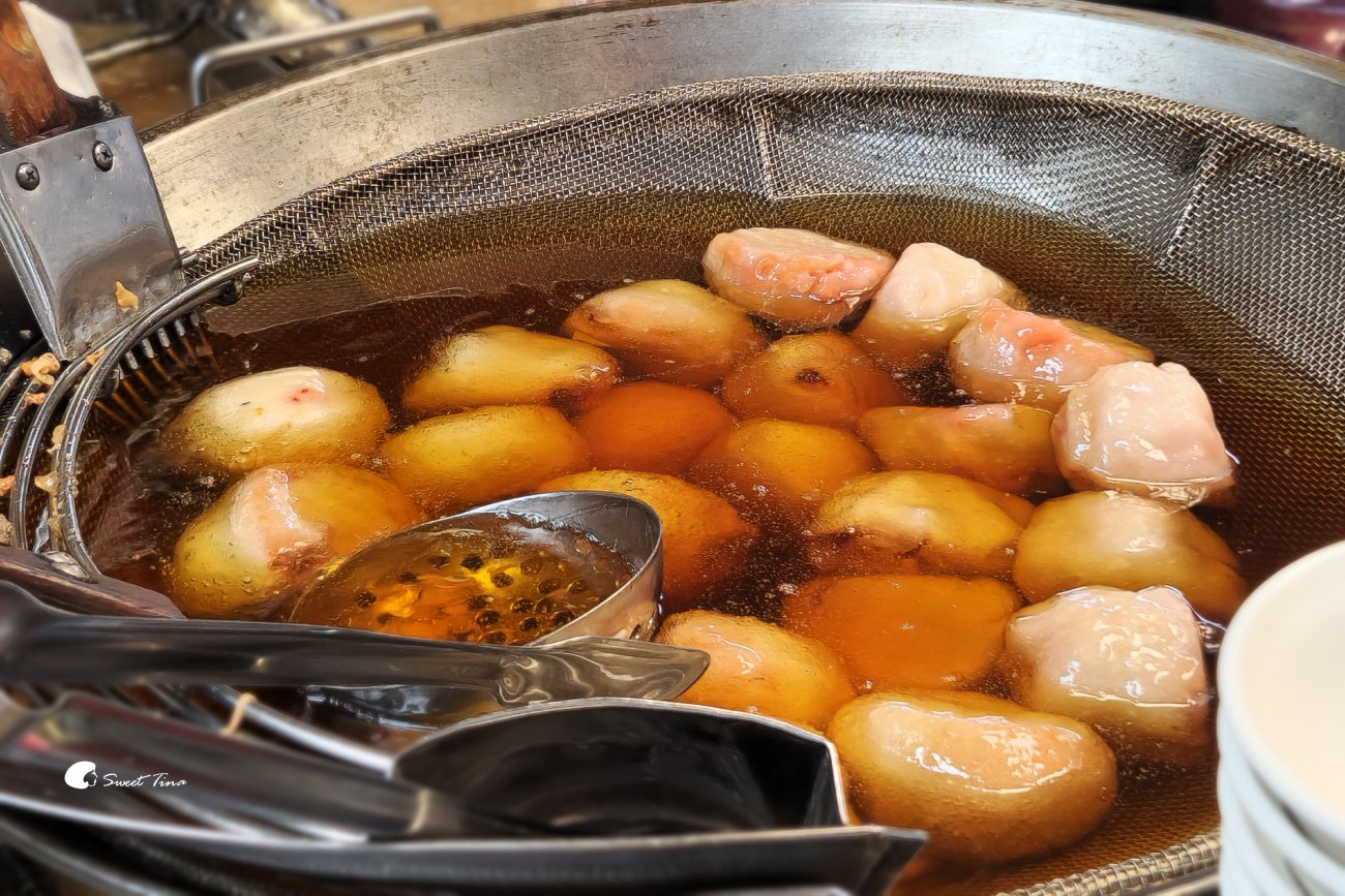 川業肉圓|萬華百年老字號小吃,現炸與清蒸肉圓 川業肉圓|萬華百年老字號小吃,現炸與清蒸肉圓