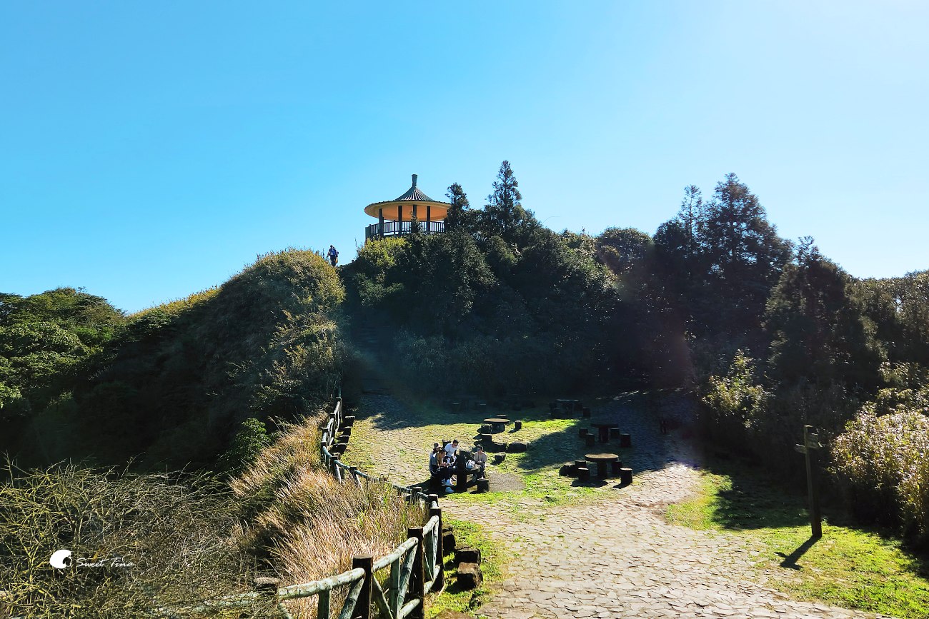【夢幻湖步道】陽明山必訪景點 – 絕美湖景,壯闊山景健行路線推薦 【夢幻湖步道】陽明山必訪景點 – 絕美湖景,壯闊山景健行路線推薦