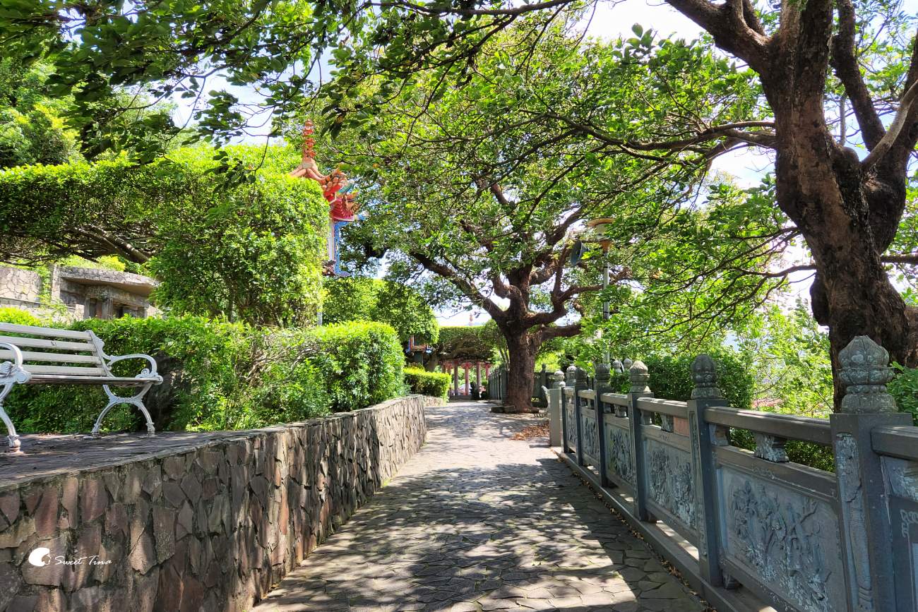 靈山公園｜台北賞景秘境，俯瞰淡水河、觀音山絕美景點