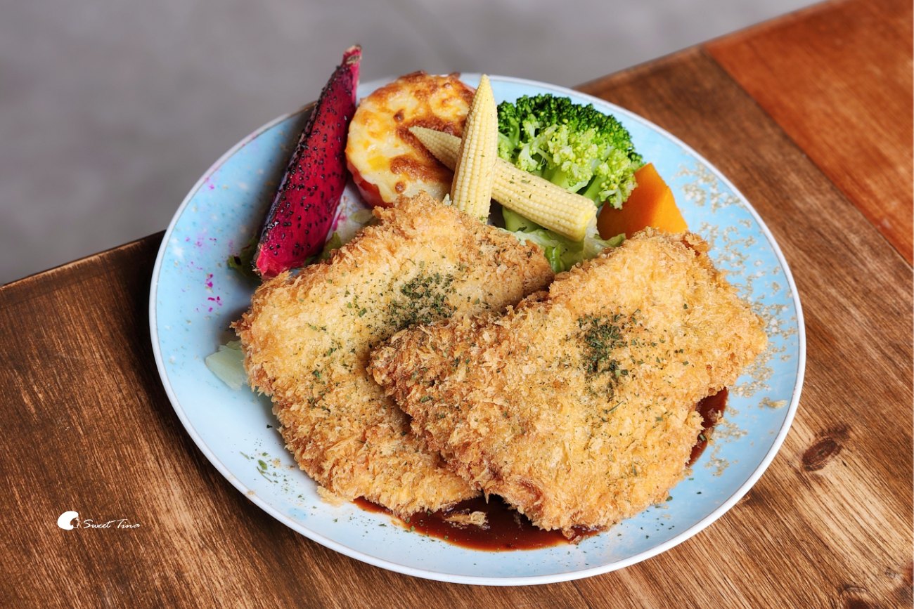 拉菲爾Cafe|新竹咖啡廳推薦,鄰近十七公里海岸線的貨櫃玻璃屋 拉菲爾Cafe|新竹咖啡廳推薦,鄰近十七公里海岸線的貨櫃玻璃屋