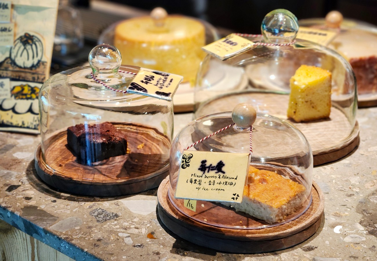 廢墟咖啡湖村店｜木柵不限時咖啡廳，政大湖畔的療癒時光！