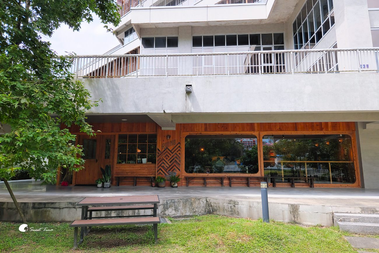 廢墟咖啡湖村店｜木柵不限時咖啡廳，政大湖畔的療癒時光！