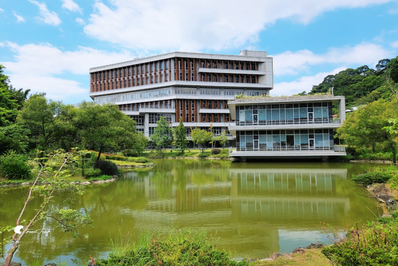 廢墟咖啡湖村店｜木柵不限時咖啡廳，政大湖畔的療癒時光！