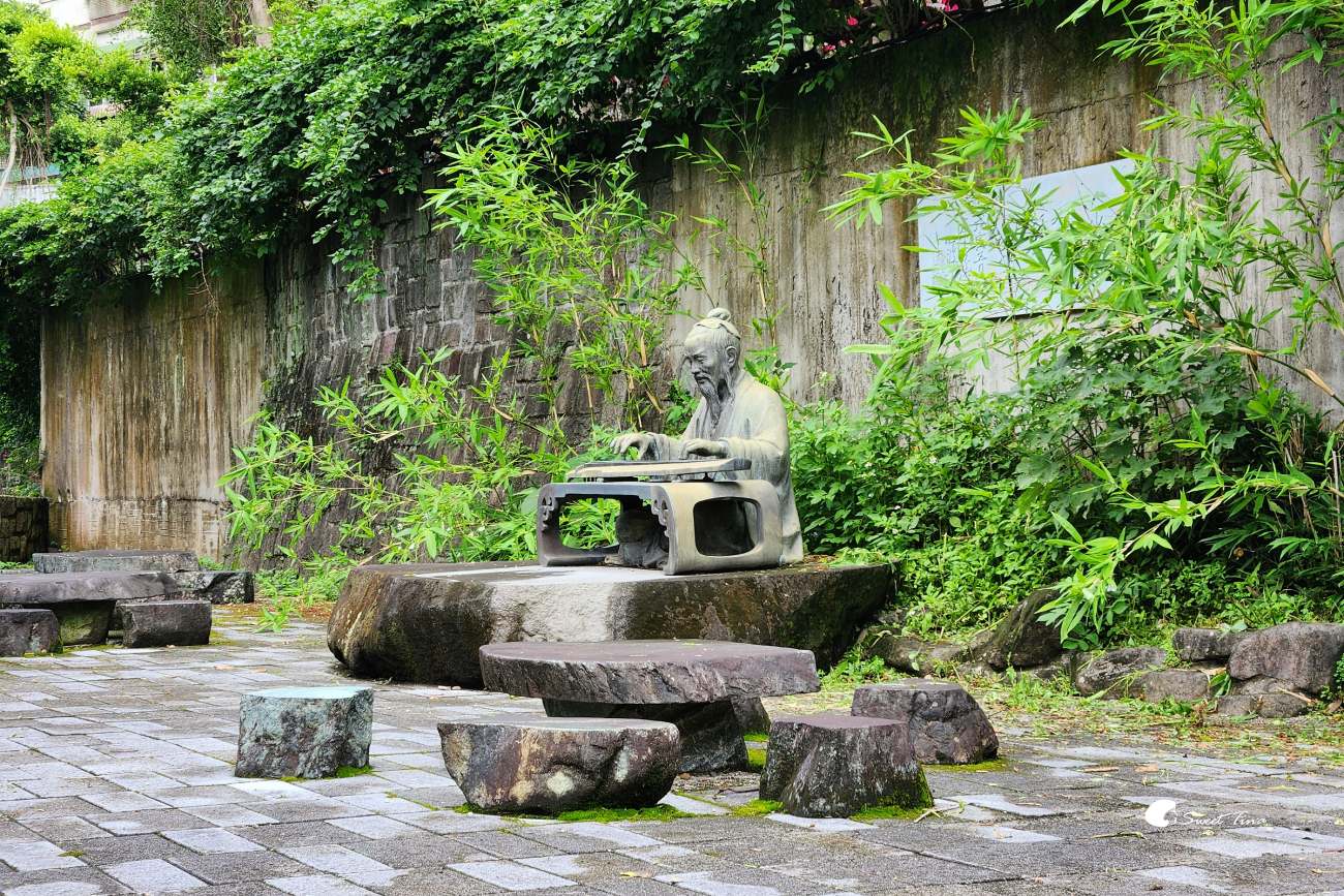 至德園|台北賞荷私房景點,隱藏在台北故宮旁的小秘境 至德園|台北賞荷私房景點,隱藏在台北故宮旁的小秘境