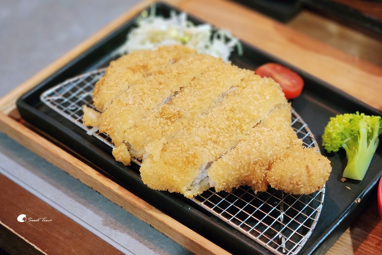 佐一茶屋|阿里山必訪景觀餐廳推薦,在地食材與高山茶的美味饗宴 佐一茶屋|阿里山必訪景觀餐廳推薦,在地食材與高山茶的美味饗宴