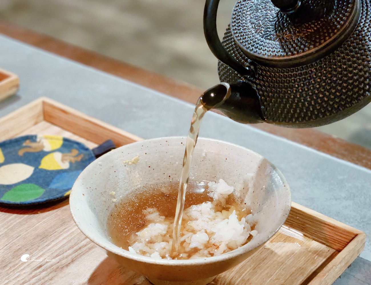 佐一茶屋|阿里山必訪景觀餐廳推薦,在地食材與高山茶的美味饗宴 佐一茶屋|阿里山必訪景觀餐廳推薦,在地食材與高山茶的美味饗宴
