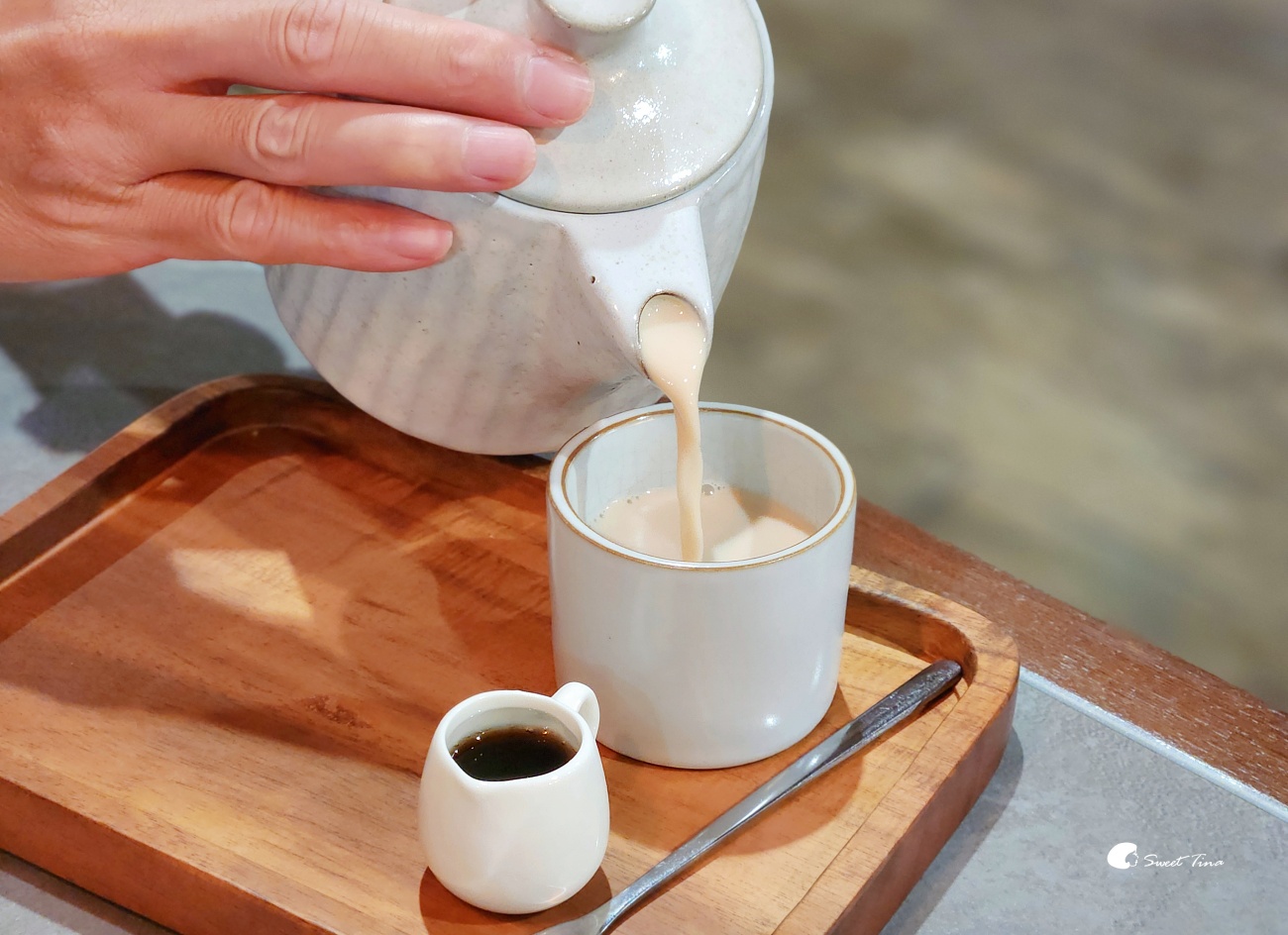 佐一茶屋|阿里山必訪景觀餐廳推薦,在地食材與高山茶的美味饗宴 佐一茶屋|阿里山必訪景觀餐廳推薦,在地食材與高山茶的美味饗宴